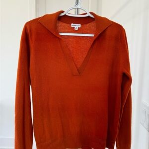 Minnie Rose Women's Cashmere V-Neck Sweater in Warm Rust